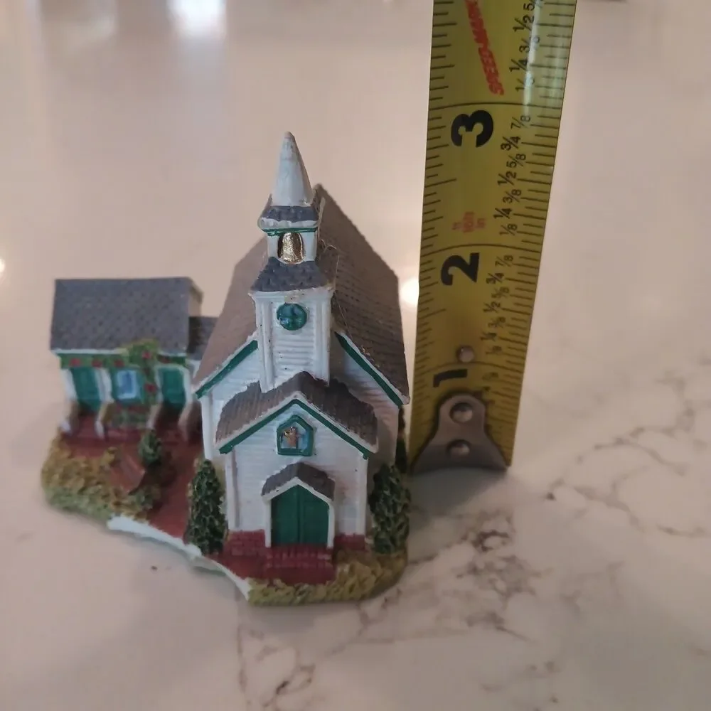 1996 Liberty Falls Village Americana Collection Pioneer's Church AH108